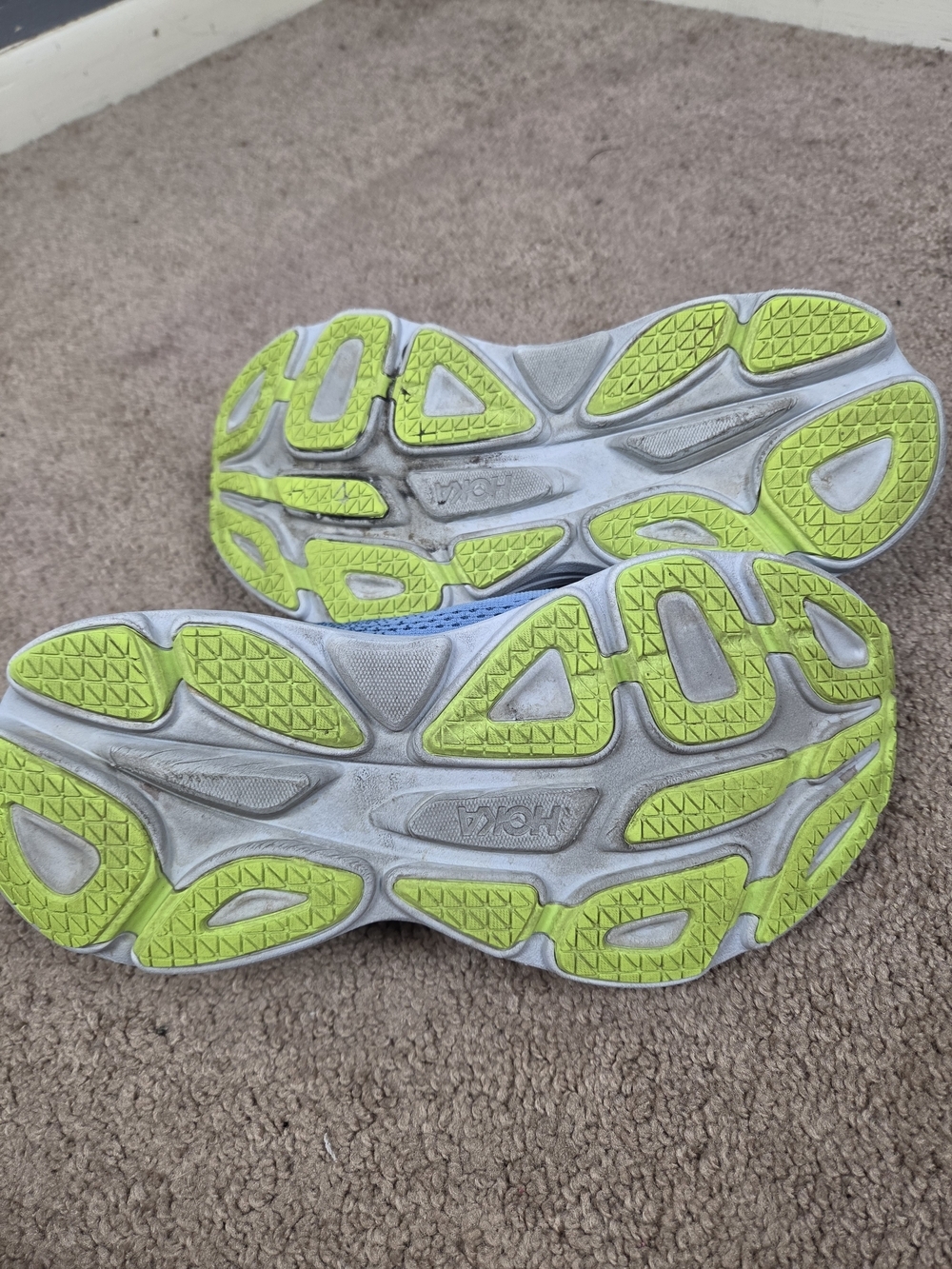 Hoka Men’s Blue Athletic Shoes with Pink Logo - Picture 7 of 7